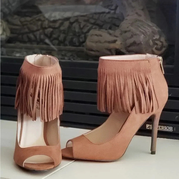 Qupid Camel Tassle High Heels - Picture 1 of 3